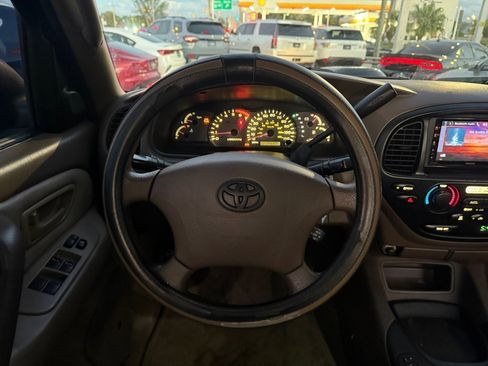 Used 2003 Toyota Sequoia SR5 image 12