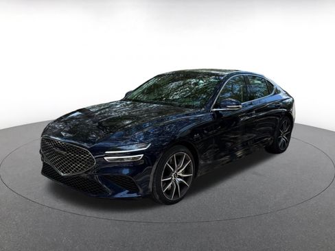 Used 2026 Genesis G70 2.5T RWD image 3