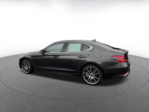 Used 2025 Genesis G70 2.5T image 10