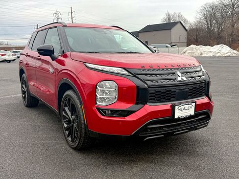 New 2025 Mitsubishi Outlander SEL Black Edition image 1