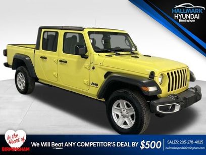 Used 2023 Jeep Gladiator Sport