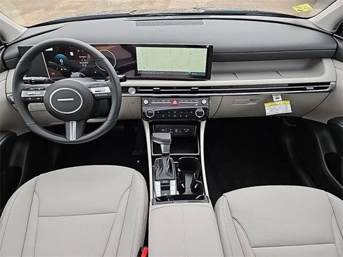 New 2025 Hyundai Tucson SEL image 9