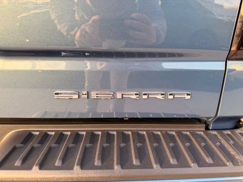 Used 2024 GMC Sierra 1500 Denali AWD/4WD image 8