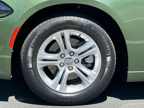 Used 2022 Dodge Charger SXT RWD image 15