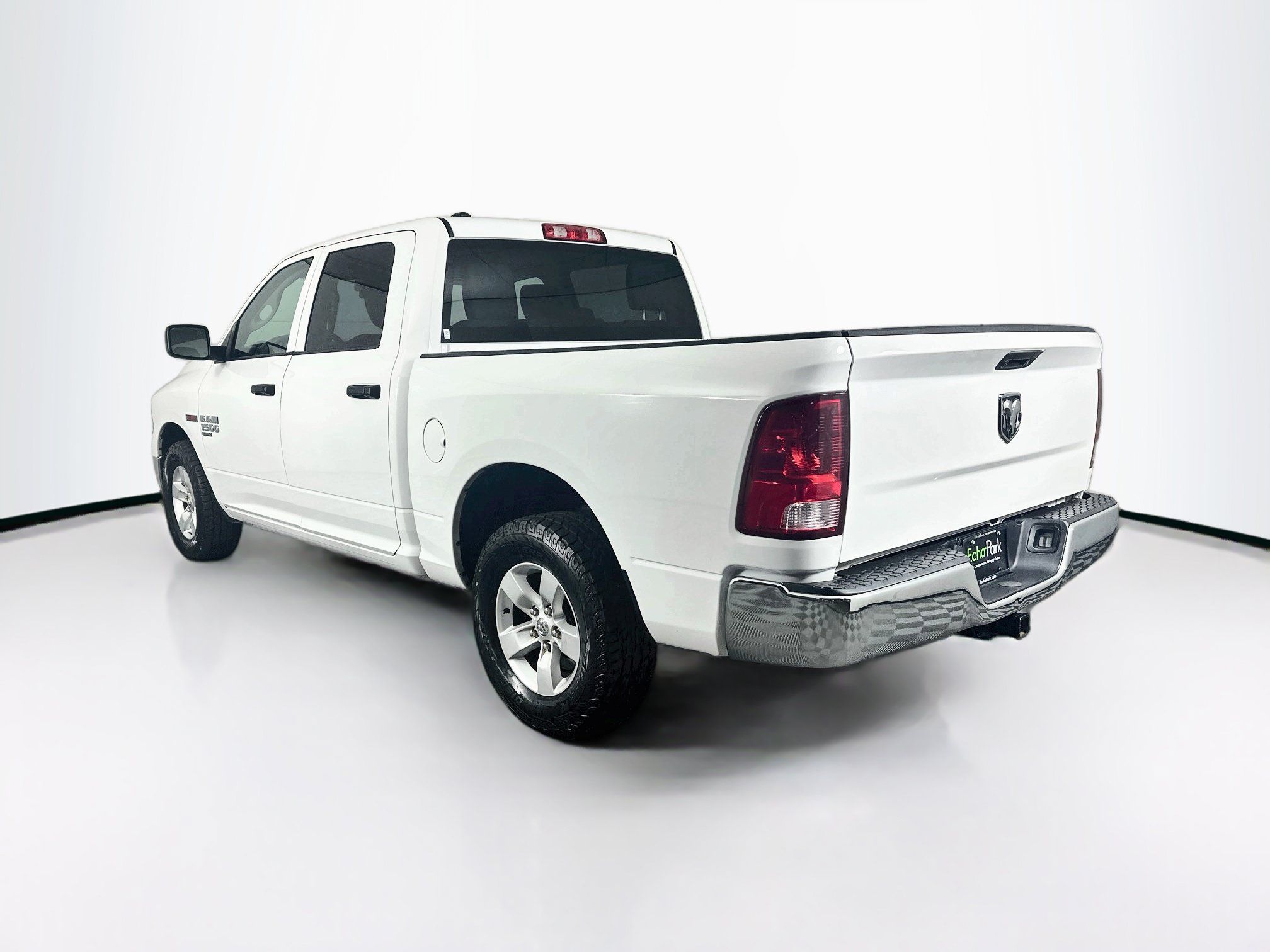 Used 2019 RAM 1500 Tradesman w/ Chrome Appearance Group RWD image 5