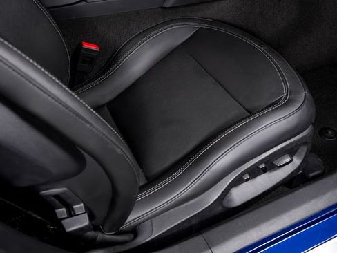 Used 2019 Chevrolet Corvette Stingray Coupe RWD image 49
