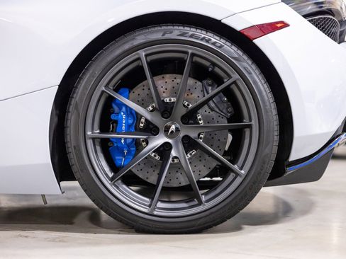 Used 2020 McLaren 720S Performance image 19