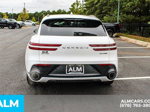 Used 2022 Genesis GV70 3.5T Sport w/ Sport Prestige Package image 10