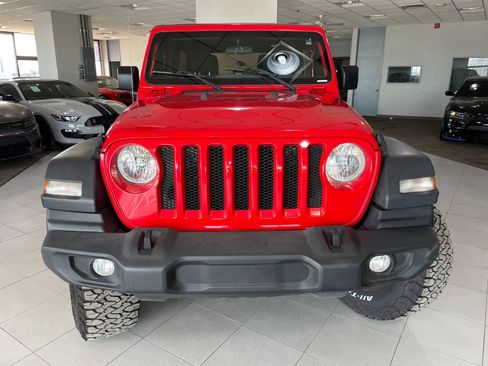 Used 2018 Jeep Wrangler Unlimited Sport AWD/4WD image 2