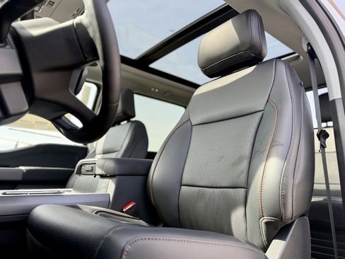 New 2025 Ford F350 Lariat w/ Lariat Ultimate Package image 15