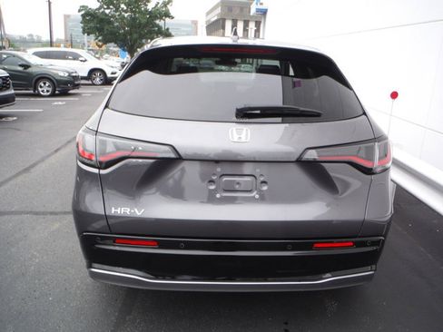 Certified 2025 Honda HR-V EX-L image 8