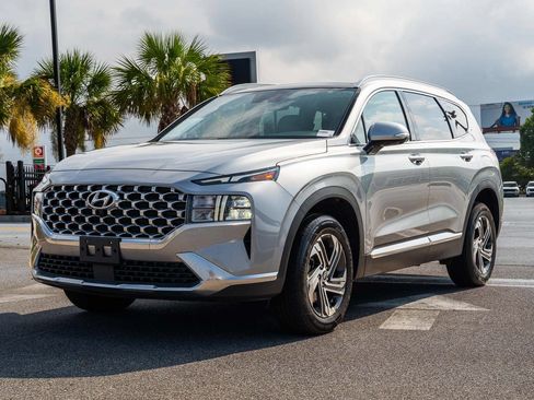 Used 2023 Hyundai Santa Fe SEL w/ Premium Package AWD/4WD image 3