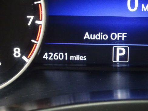 Used 2019 Nissan Murano S image 38