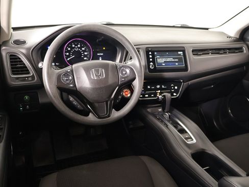 Used 2020 Honda HR-V EX image 2