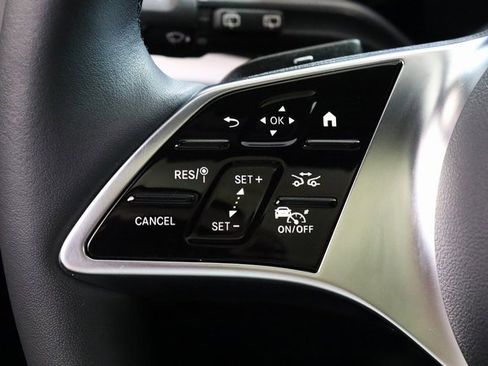 Certified 2025 Mercedes-Benz GLA 250 4MATIC image 4