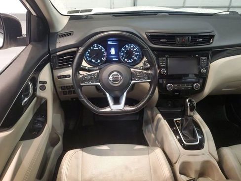 Used 2018 Nissan Rogue Sport SL w/ SL Premium Package AWD/4WD image 15
