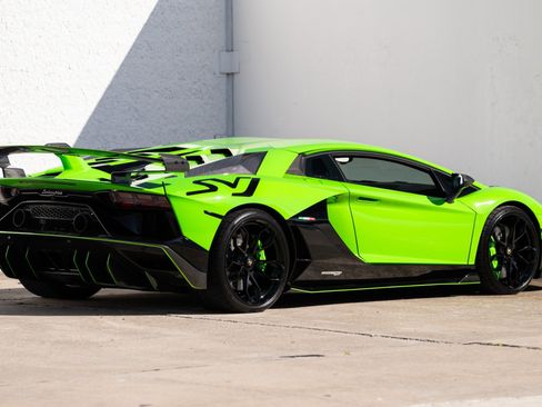 Used 2019 Lamborghini Aventador SVJ image 15