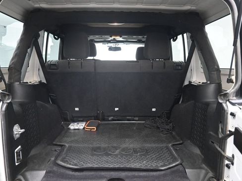 Used 2016 Jeep Wrangler Unlimited Sport w/ Quick Order Package 24S AWD/4WD image 22