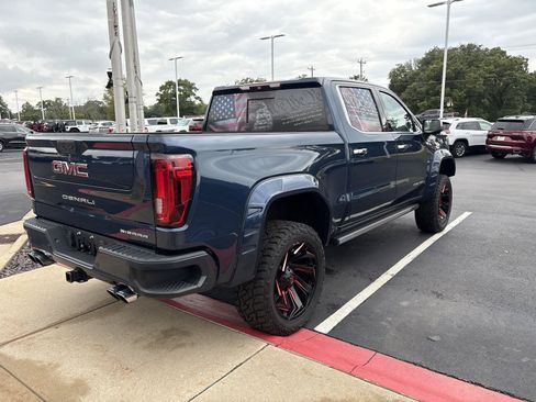 Used 2019 GMC Sierra 1500 Denali w/ Denali Ultimate Package AWD/4WD image 5