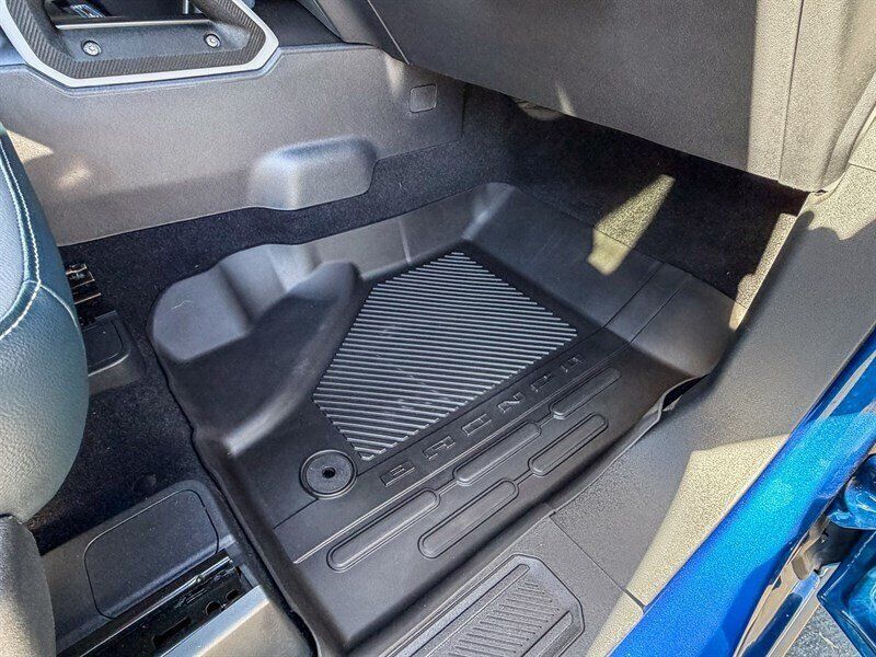 Used 2021 Ford Bronco First Edition AWD/4WD image 30