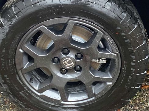 New 2025 Honda Pilot TrailSport image 4