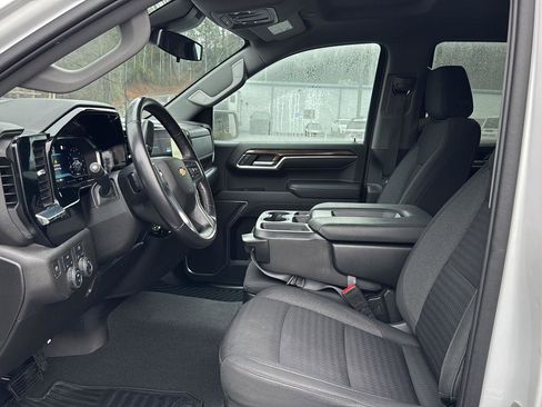 Used 2023 Chevrolet Silverado 1500 LT image 8