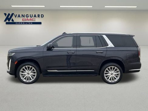 Used 2022 Cadillac Escalade Premium Luxury image 2