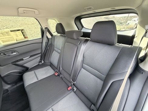 Certified 2025 Nissan Rogue SV image 25