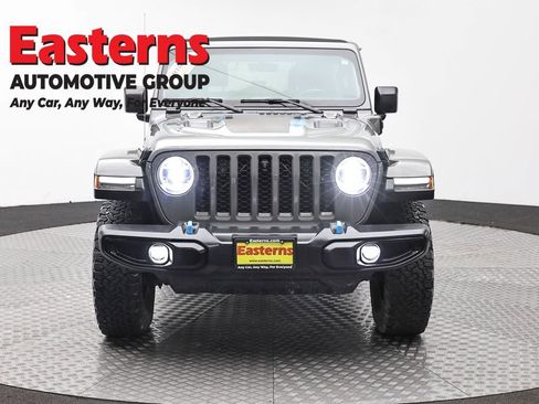 Used 2022 Jeep Wrangler Unlimited Rubicon 4xe w/ Cold Weather Group AWD/4WD image 2