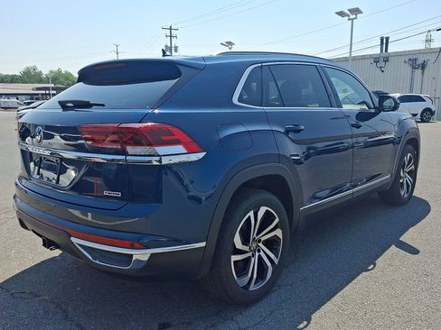 Used 2021 Volkswagen Atlas Cross Sport SEL Premium AWD/4WD image 4