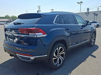 Used 2021 Volkswagen Atlas Cross Sport SEL Premium AWD/4WD video 4