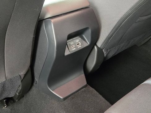 Certified 2025 Subaru Crosstrek 2.0i Premium image 18