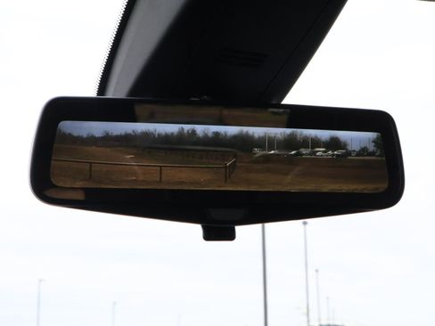 Used 2018 Chevrolet Traverse High Country image 34