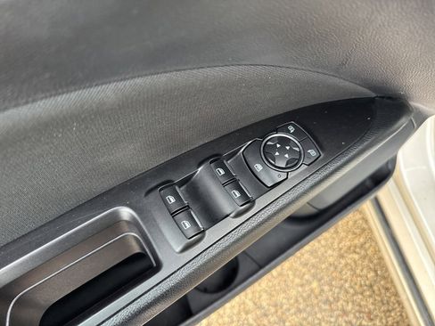 Used 2017 Ford Fusion SE w/ Fusion SE Technology Package image 20