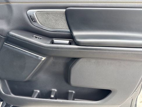 Used 2025 Ford Expedition Tremor image 15