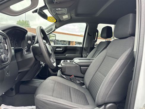 Used 2022 Chevrolet Silverado 2500 Custom w/ Custom Value Package AWD/4WD image 16