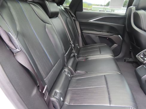 Used 2024 Cadillac Lyriq Luxury RWD image 43