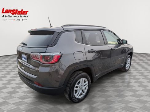 Used 2018 Jeep Compass Sport AWD/4WD image 5