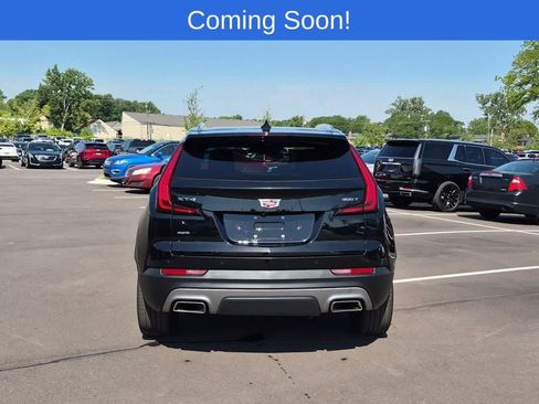 Used 2023 Cadillac XT4 Premium Luxury w/ Cold Weather Package AWD/4WD image 5