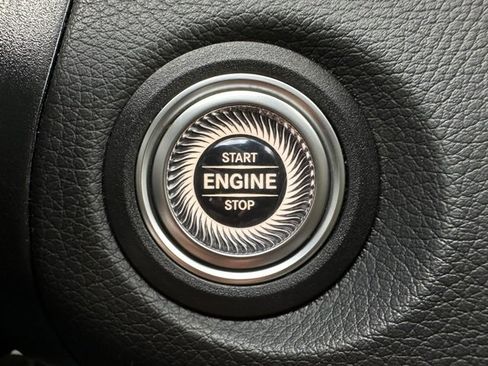 Certified 2022 Mercedes-Benz GLC 300 4MATIC image 23