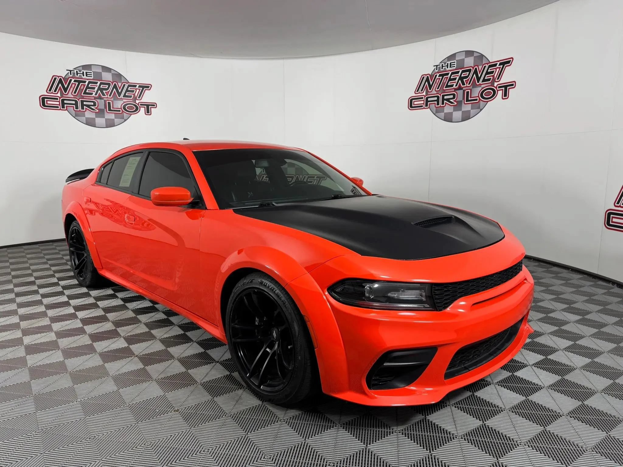 Used 2020 Dodge Charger Scat Pack RWD image 9