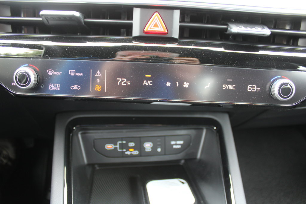 New 2026 Kia K5 GT-Line w/ GT-Line Premium Package AWD/4WD image 40