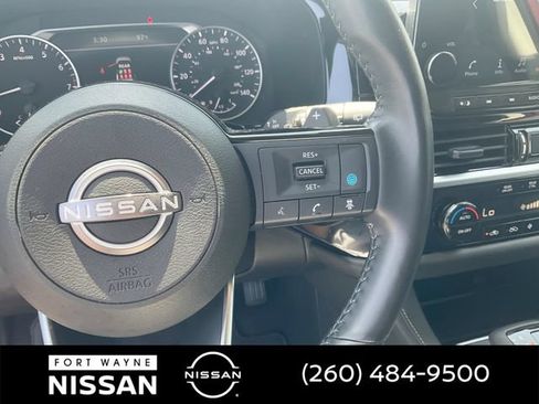 Certified 2024 Nissan Pathfinder SL AWD/4WD image 25