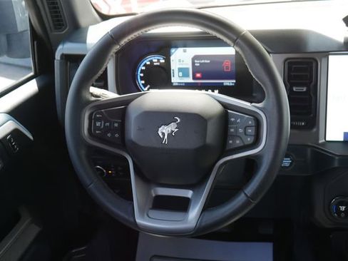 Used 2023 Ford Bronco Outer Banks AWD/4WD image 15