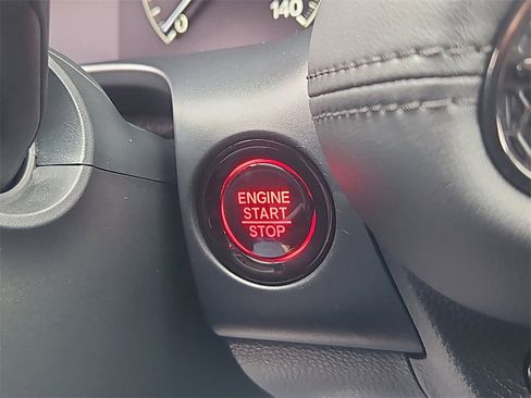 Certified 2025 Honda HR-V LX image 18