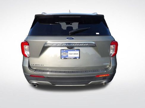 Used 2020 Ford Explorer Limited RWD image 16
