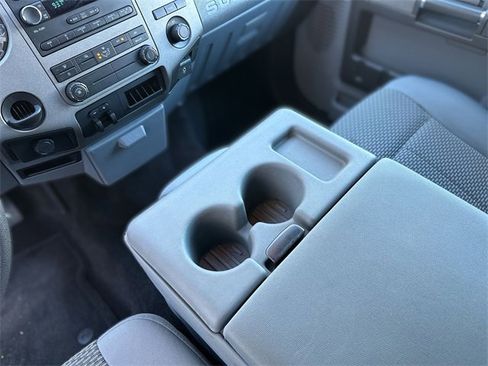 Used 2011 Ford F350 XLT w/ XLT Interior Pkg image 19