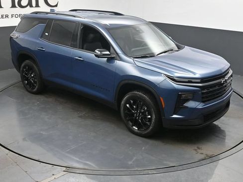 New 2026 Chevrolet Traverse LT w/ Midnight/Sport Edition AWD/4WD image 27