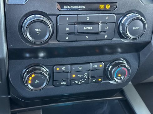 Certified 2022 Ford F250 XLT w/ XLT Value Package AWD/4WD image 18