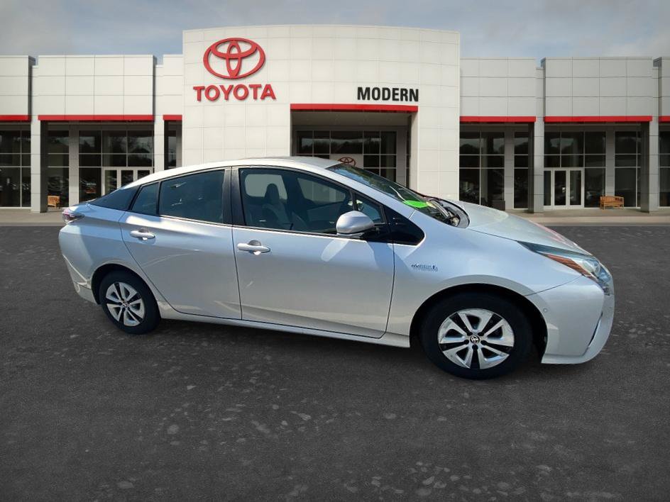 Certified 2018 Toyota Prius Two w/ Prius Two Safety Plus Package FWD image 22